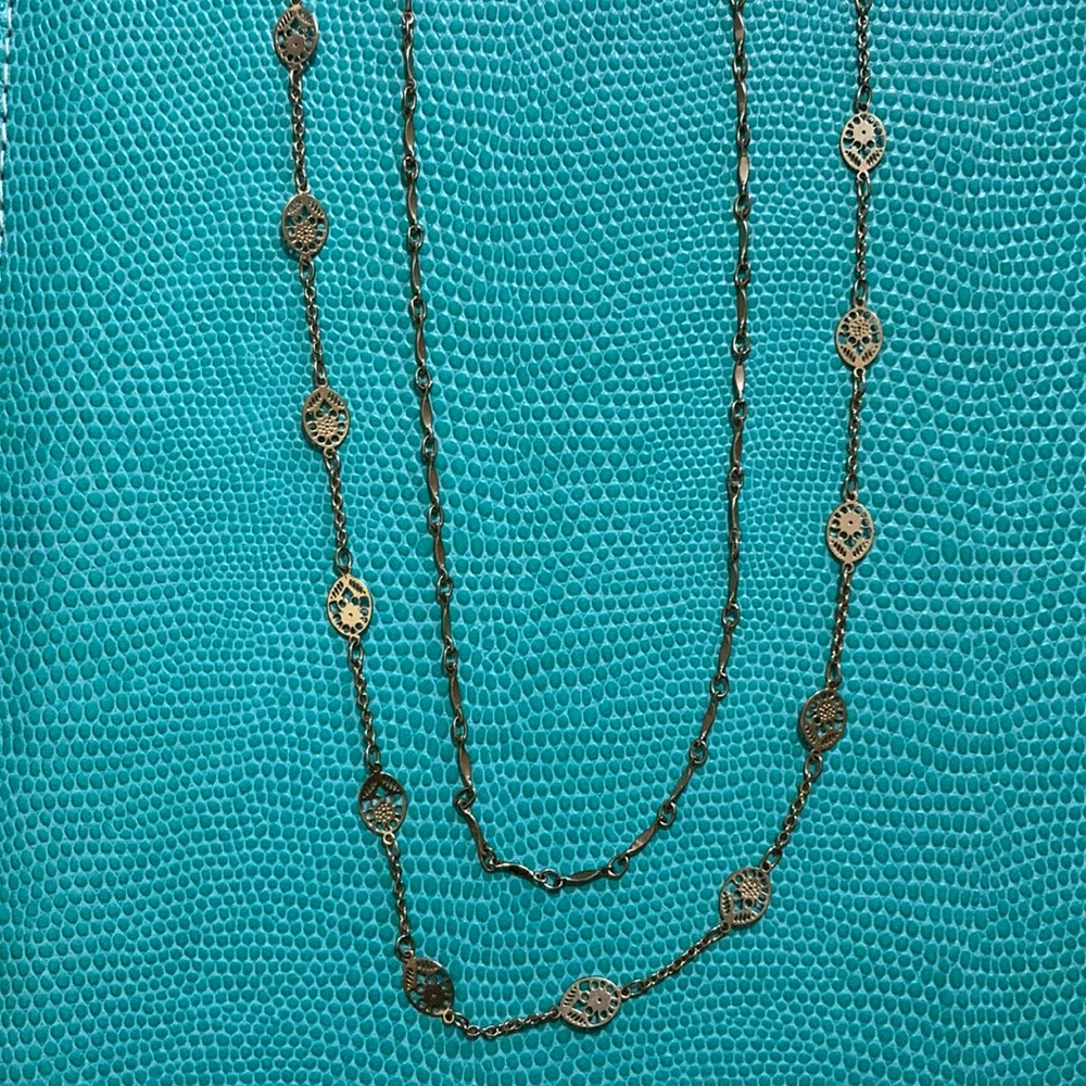 Two different chains long double necklace